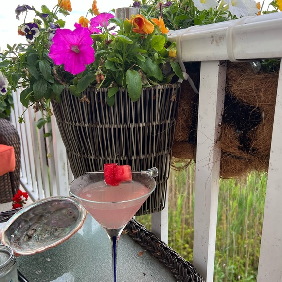 Meet your Posher, Susan - Picture 2 of 2